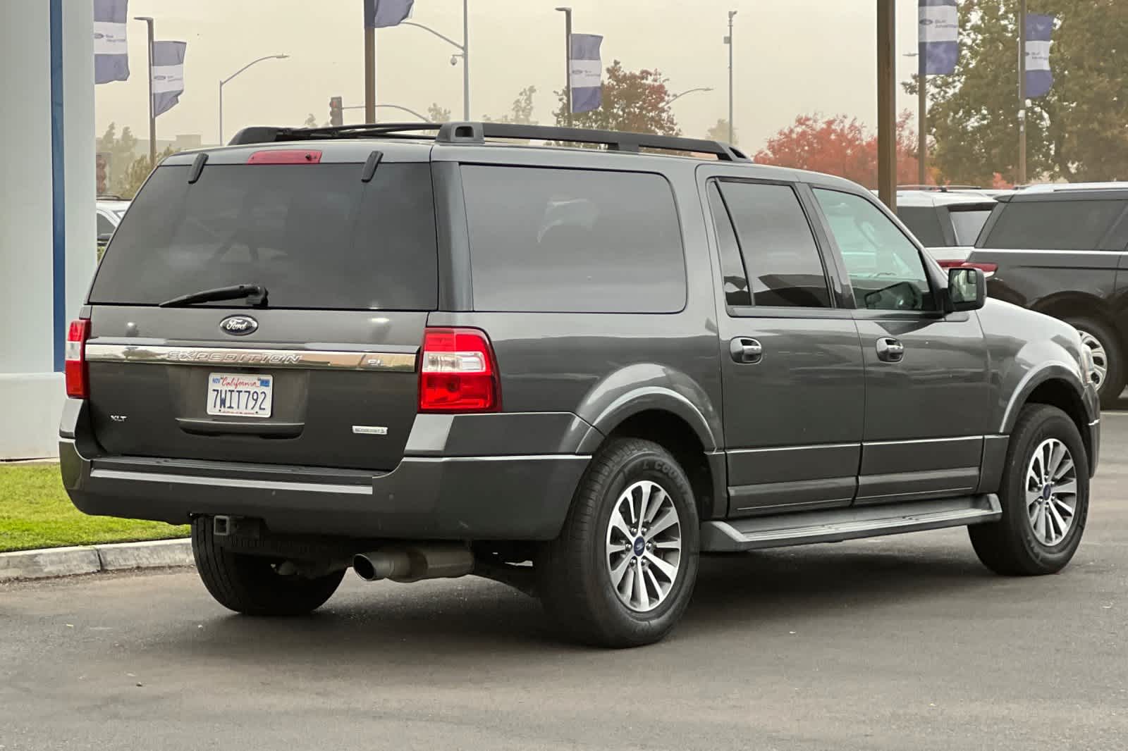 2015 Ford Expedition EL XLT 2