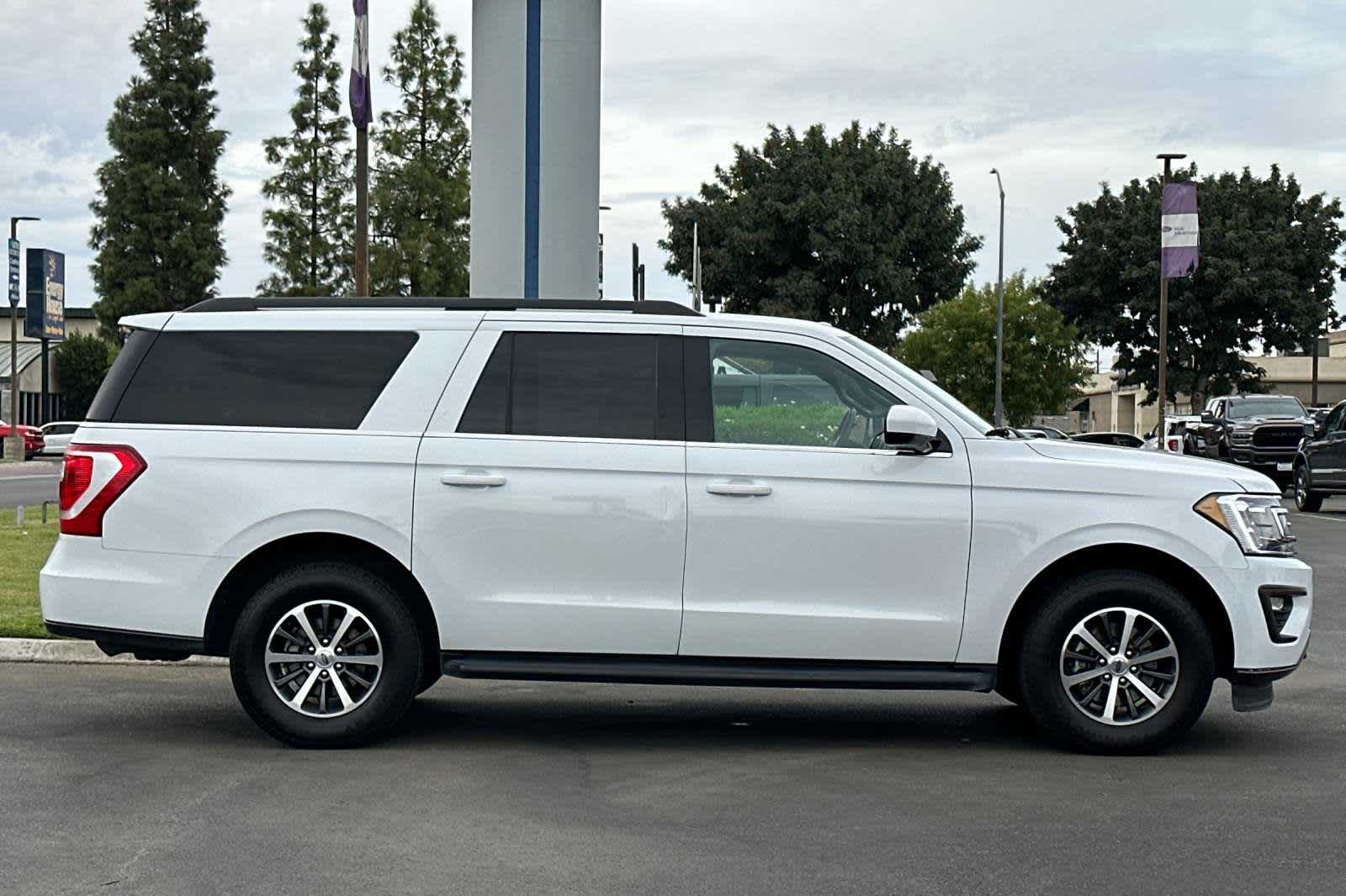 2019 Ford Expedition Max XLT 8