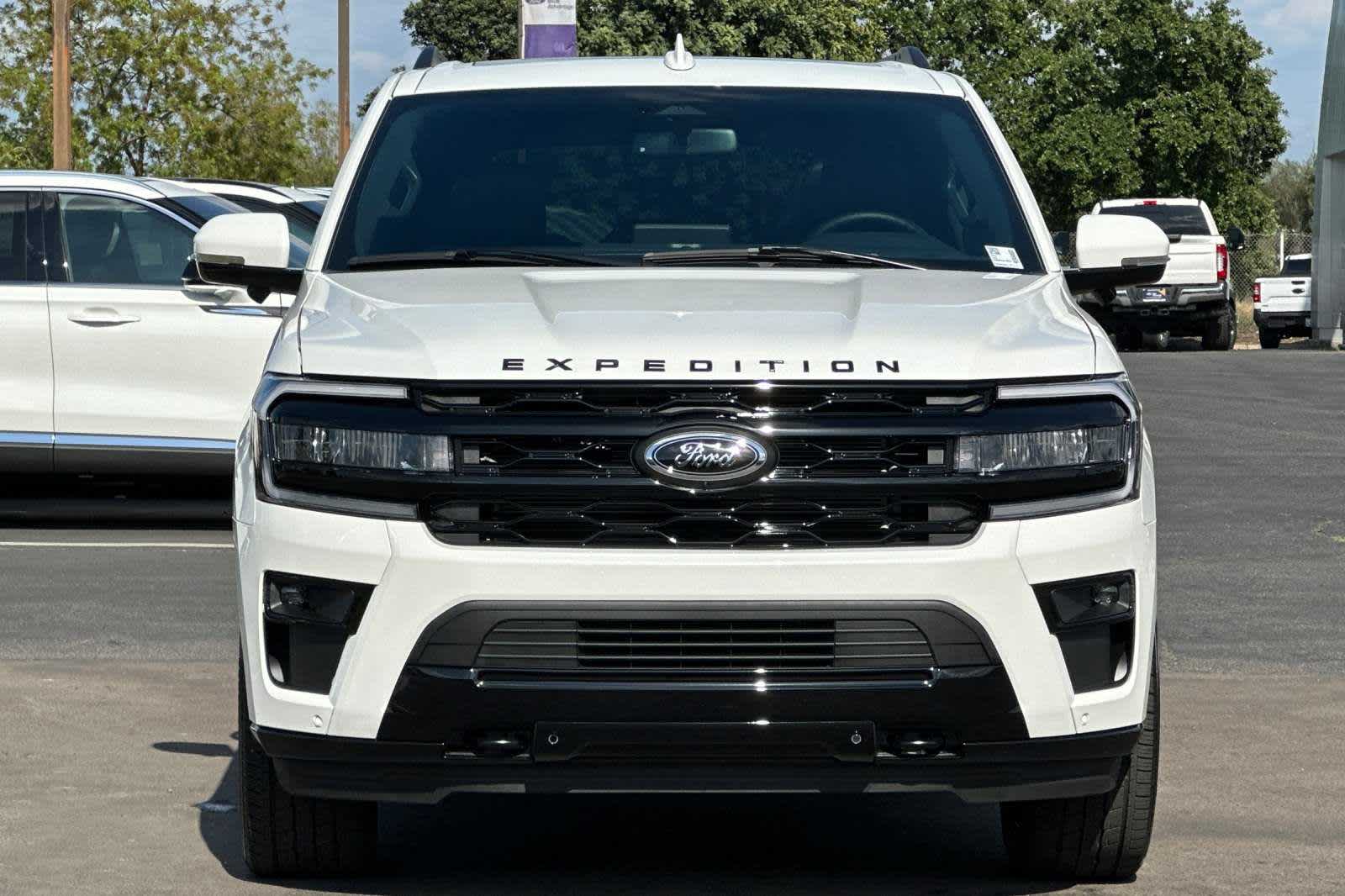 2024 Ford Expedition Max Limited 11