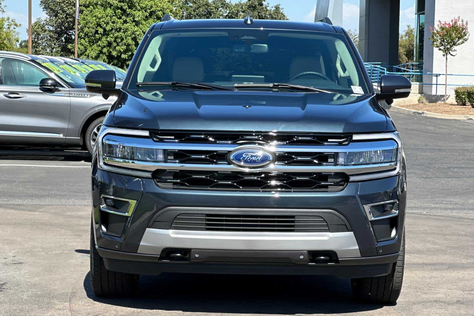 2024 Ford Expedition Max Limited 11