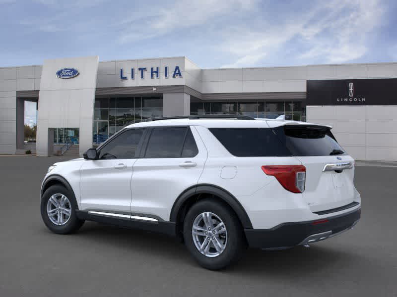 2024 Ford Explorer XLT 4