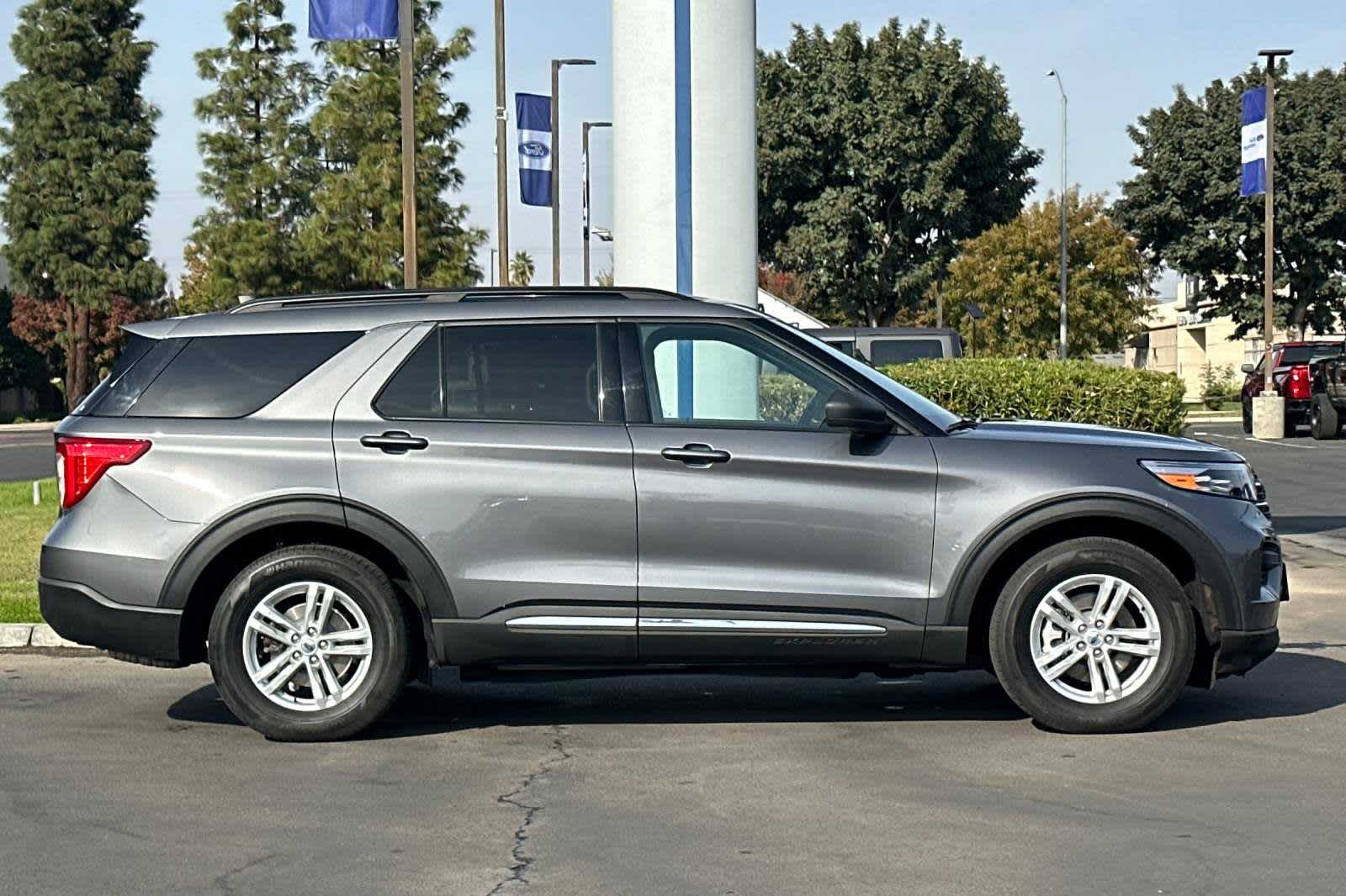 2022 Ford Explorer XLT 8