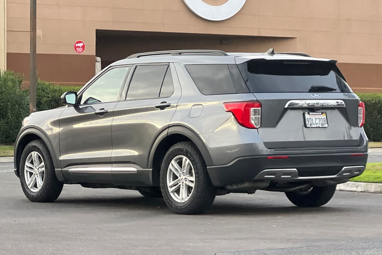 2022 Ford Explorer XLT 7