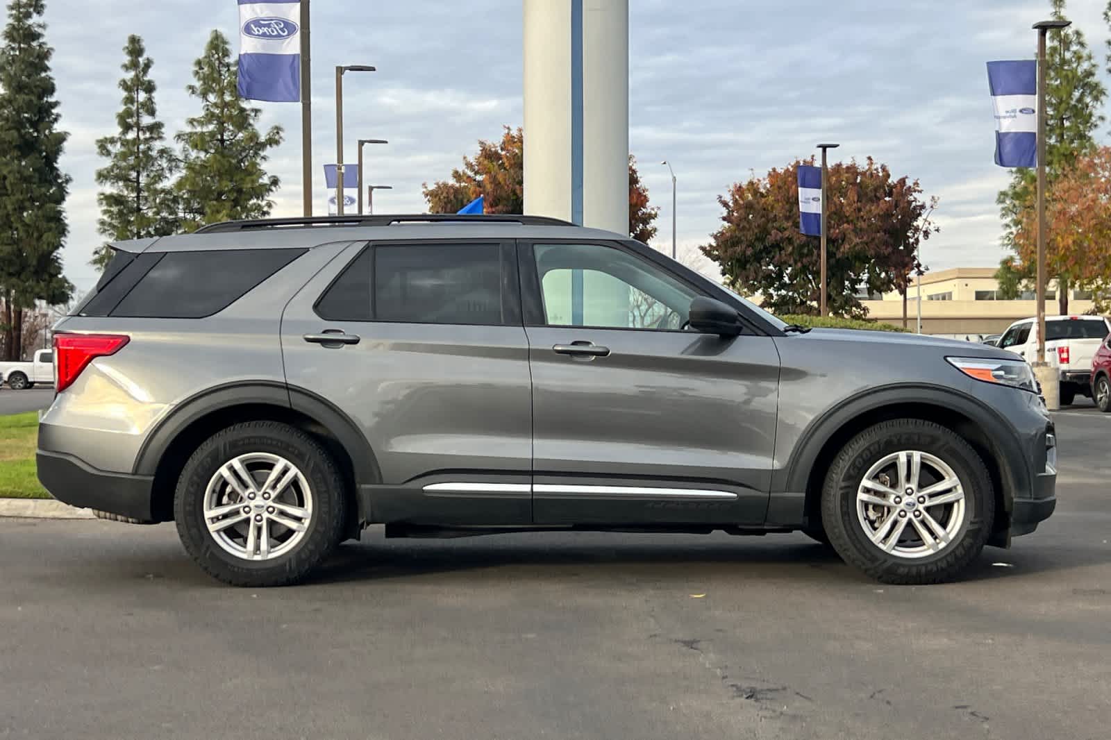 2022 Ford Explorer XLT 9