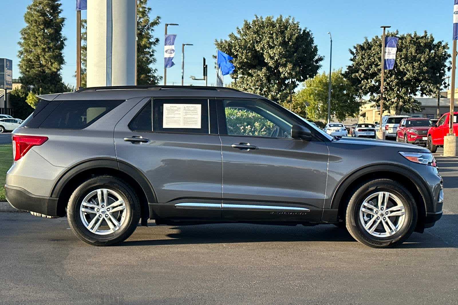 2024 Ford Explorer XLT 8