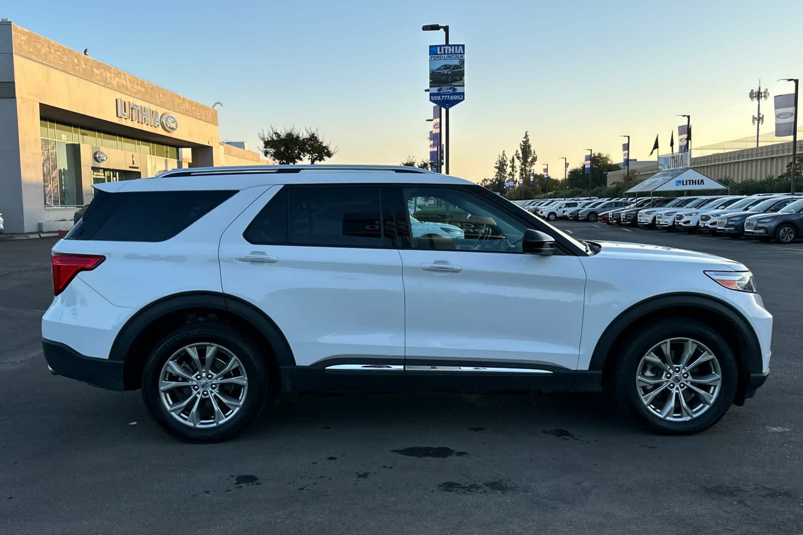 2023 Ford Explorer Limited 8