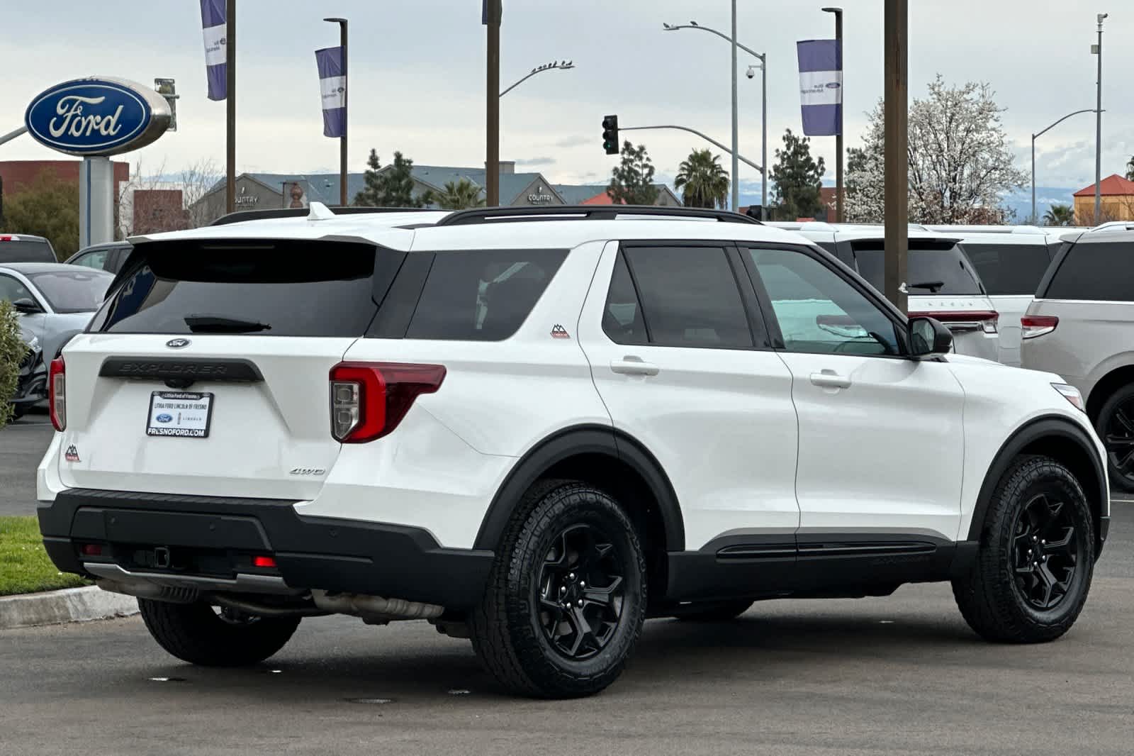 2024 Ford Explorer Timberline 2