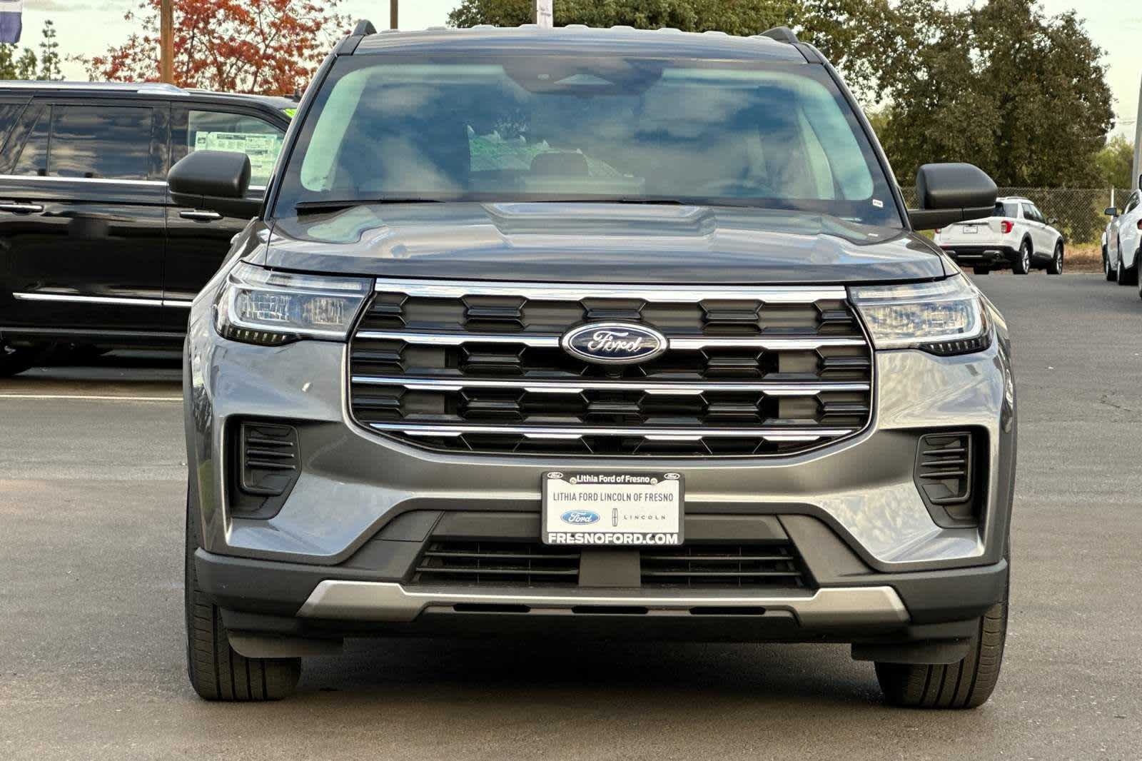 2025 Ford Explorer Active 11