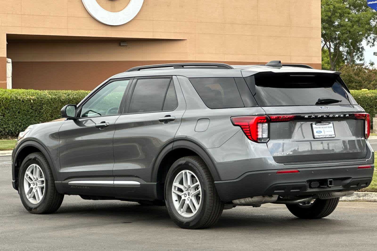 2025 Ford Explorer Active 6