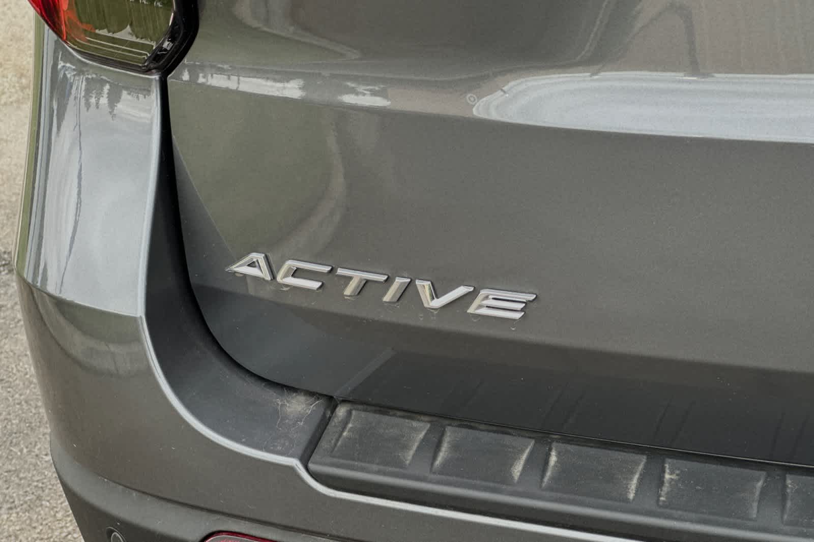 2025 Ford Explorer Active 26