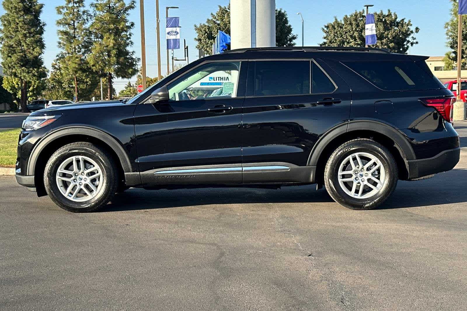 2025 Ford Explorer Active 5