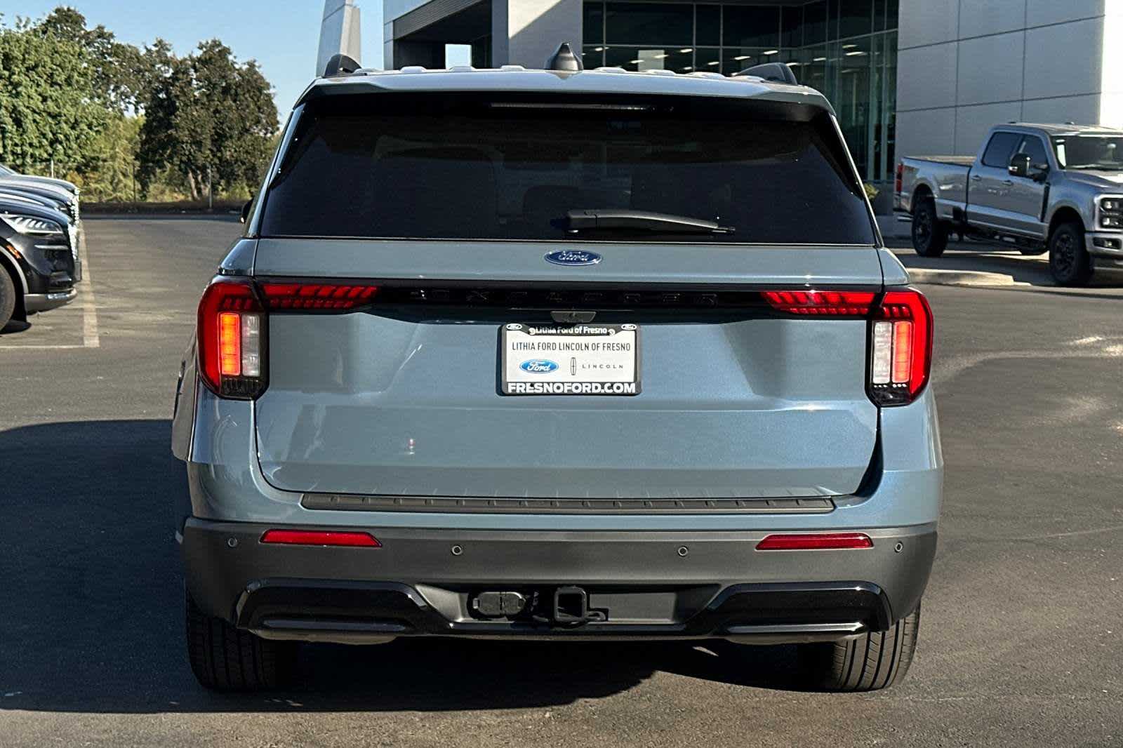 2025 Ford Explorer ST-Line 7