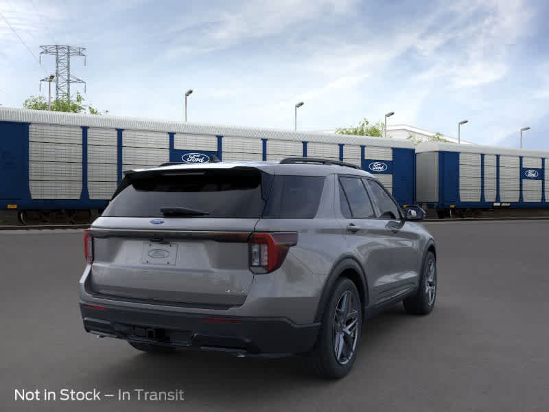 2025 Ford Explorer ST-Line 8