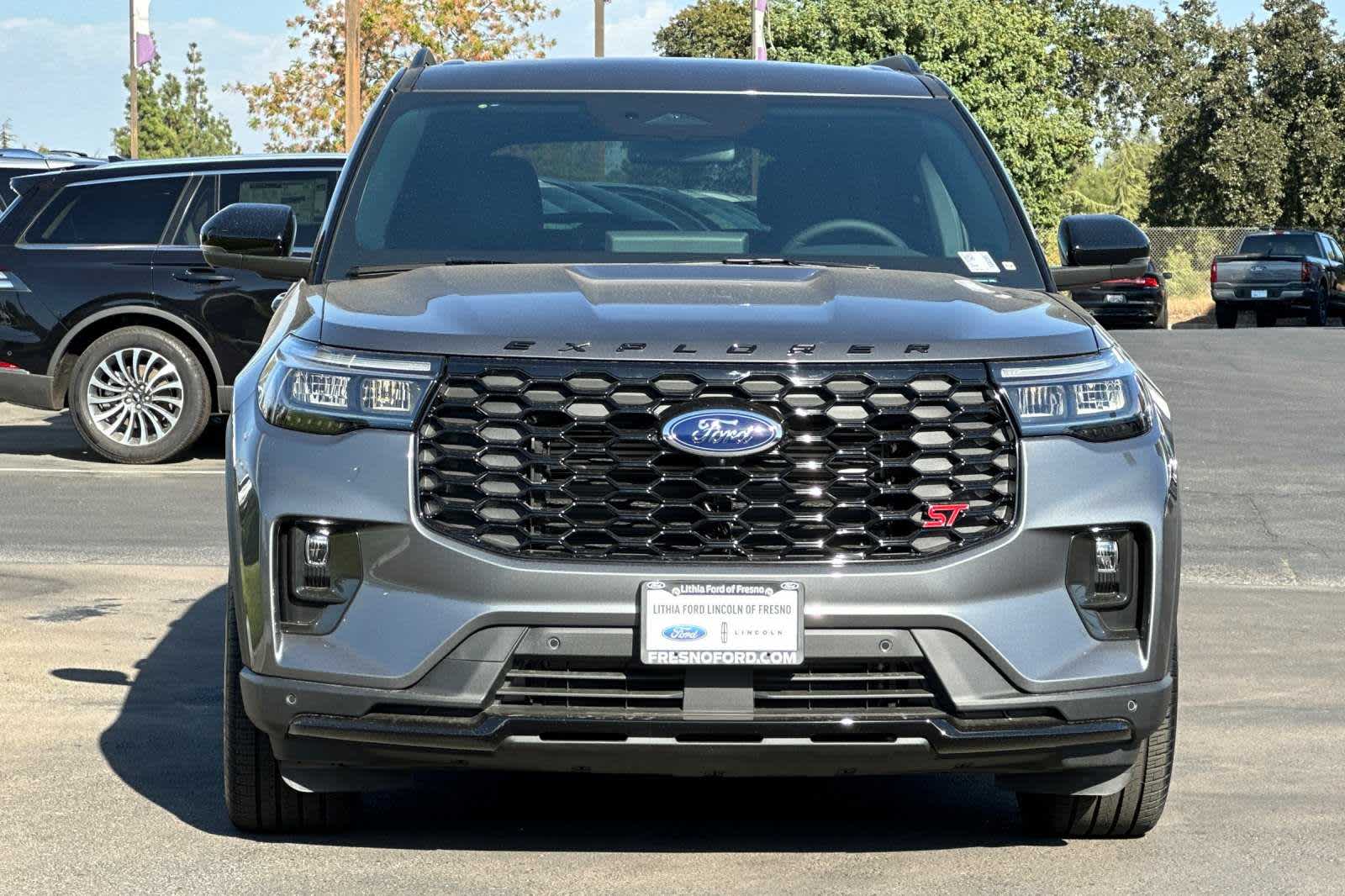 2025 Ford Explorer ST 11