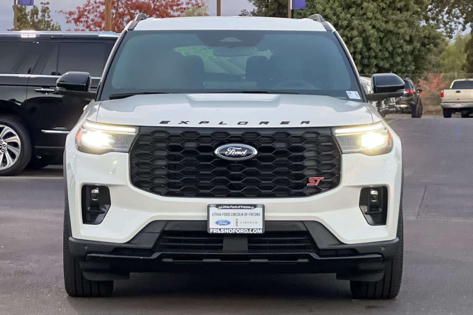 2025 Ford Explorer ST 11