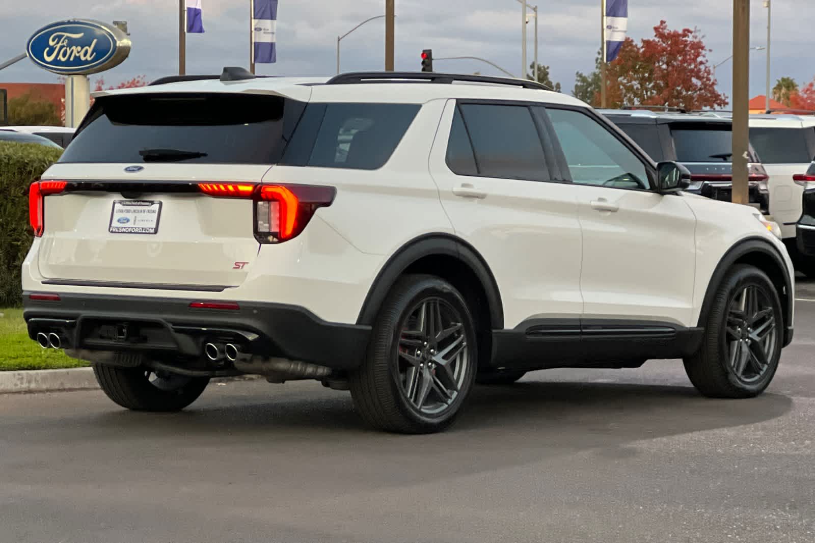 2025 Ford Explorer ST 2