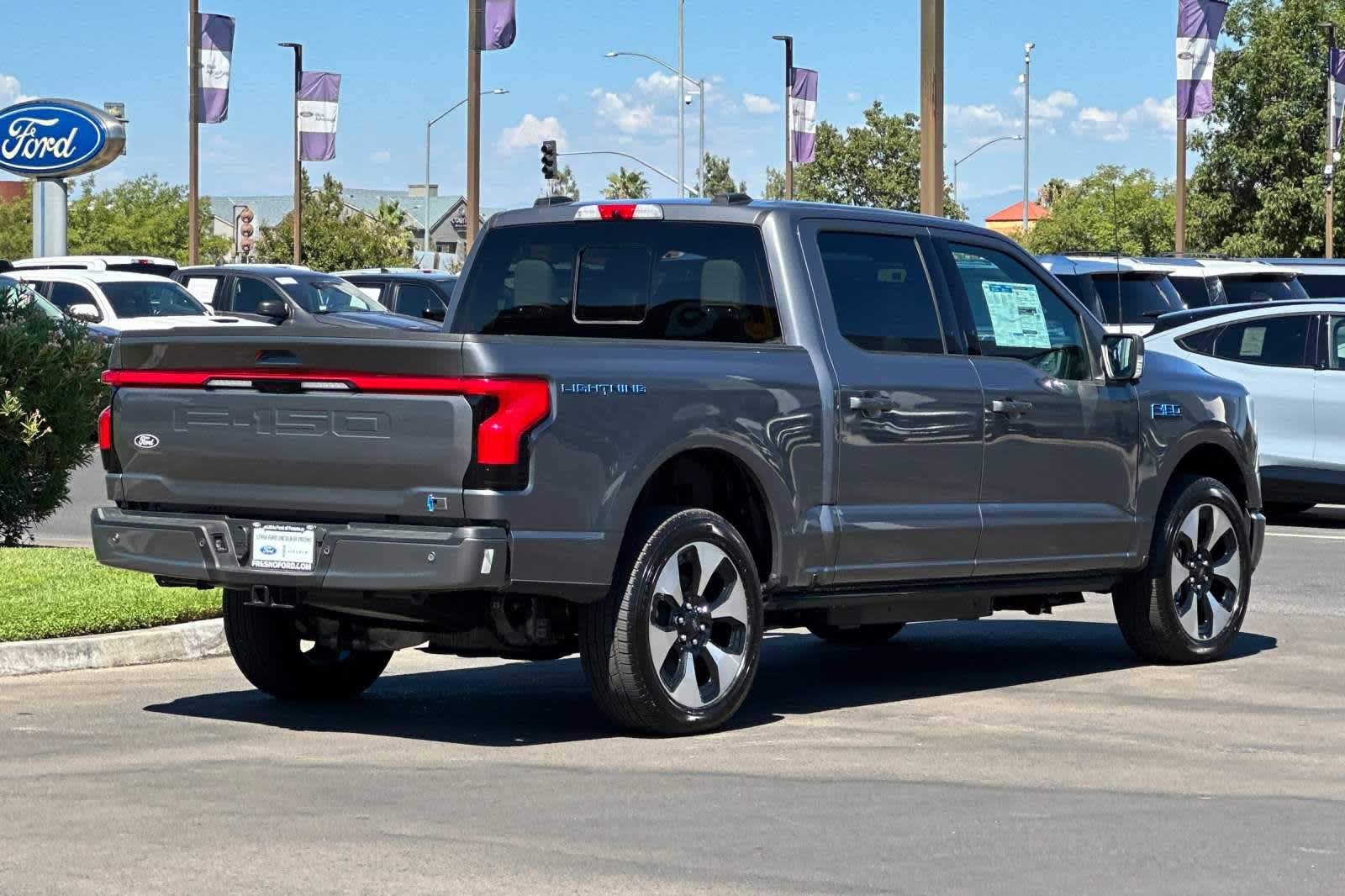 2024 Ford F-150 Lightning Platinum 4WD SuperCrew 5.5 Box 2