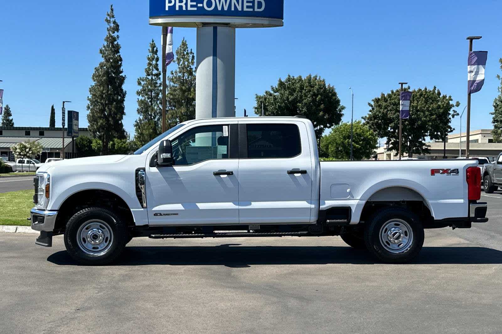 2024 Ford Super Duty F-250 SRW XL 4WD Crew Cab 6.75 Box 5