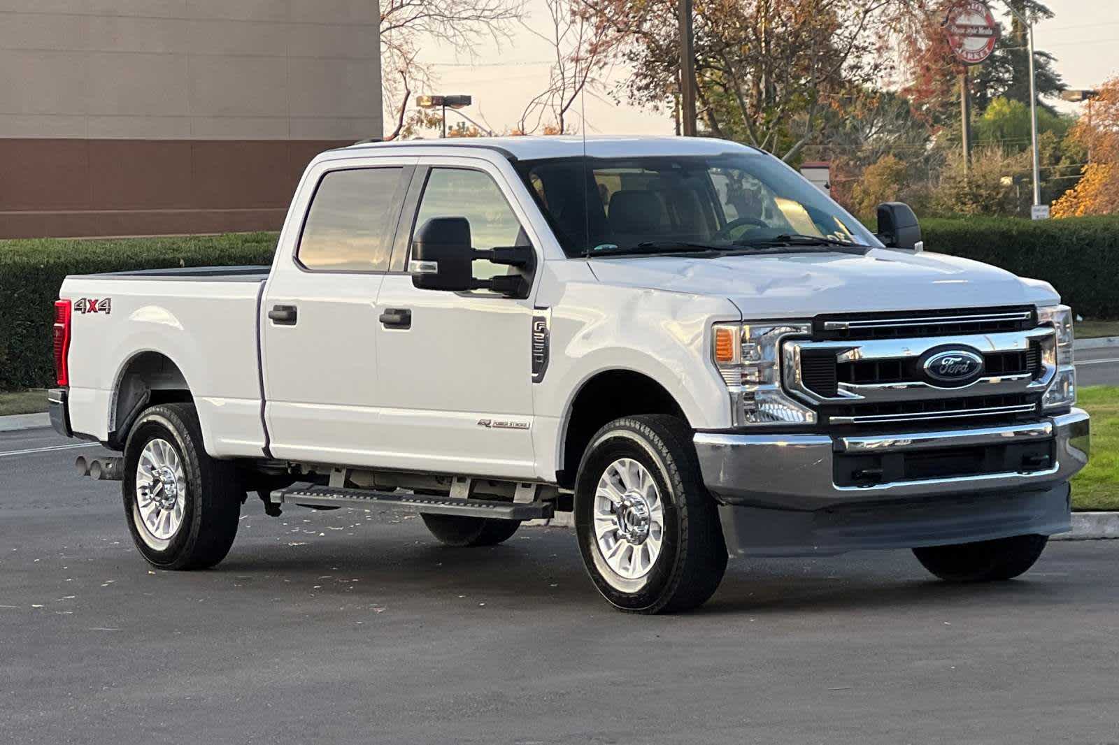 2020 Ford Super Duty F-250 SRW XLT 4WD Crew Cab 6.75 Box 9