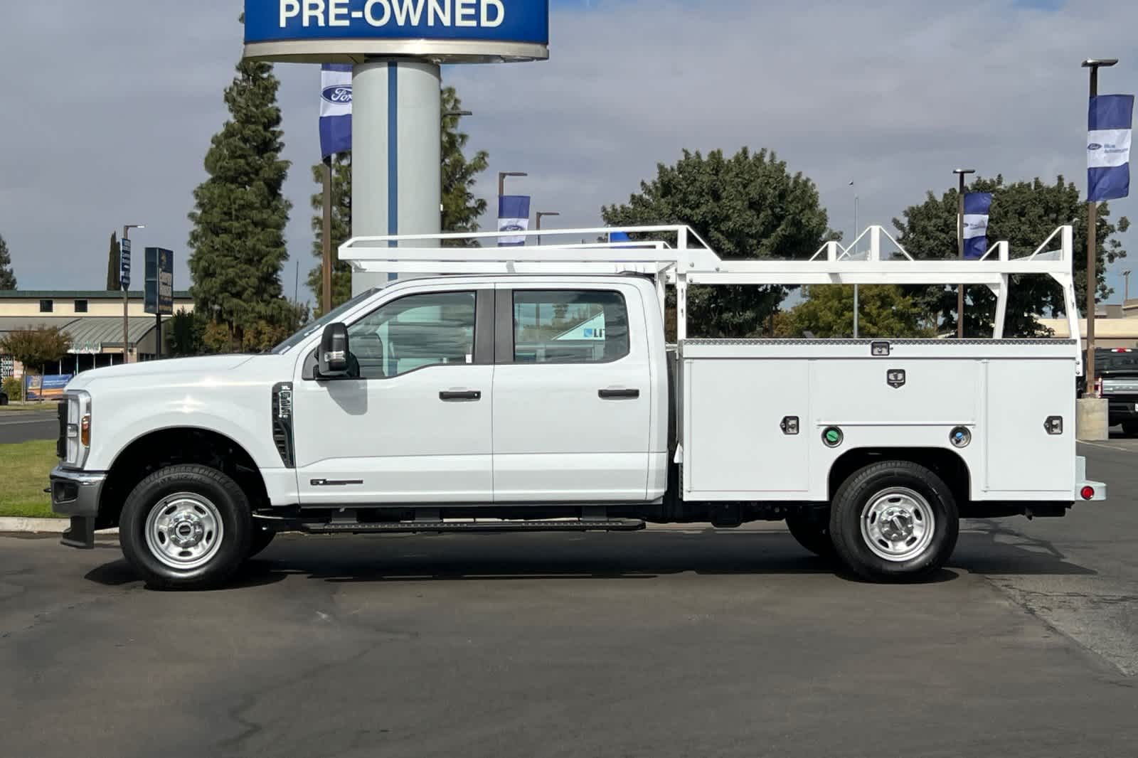 2024 Ford Super Duty F-250 SRW XL 4WD Crew Cab 8 Box 5