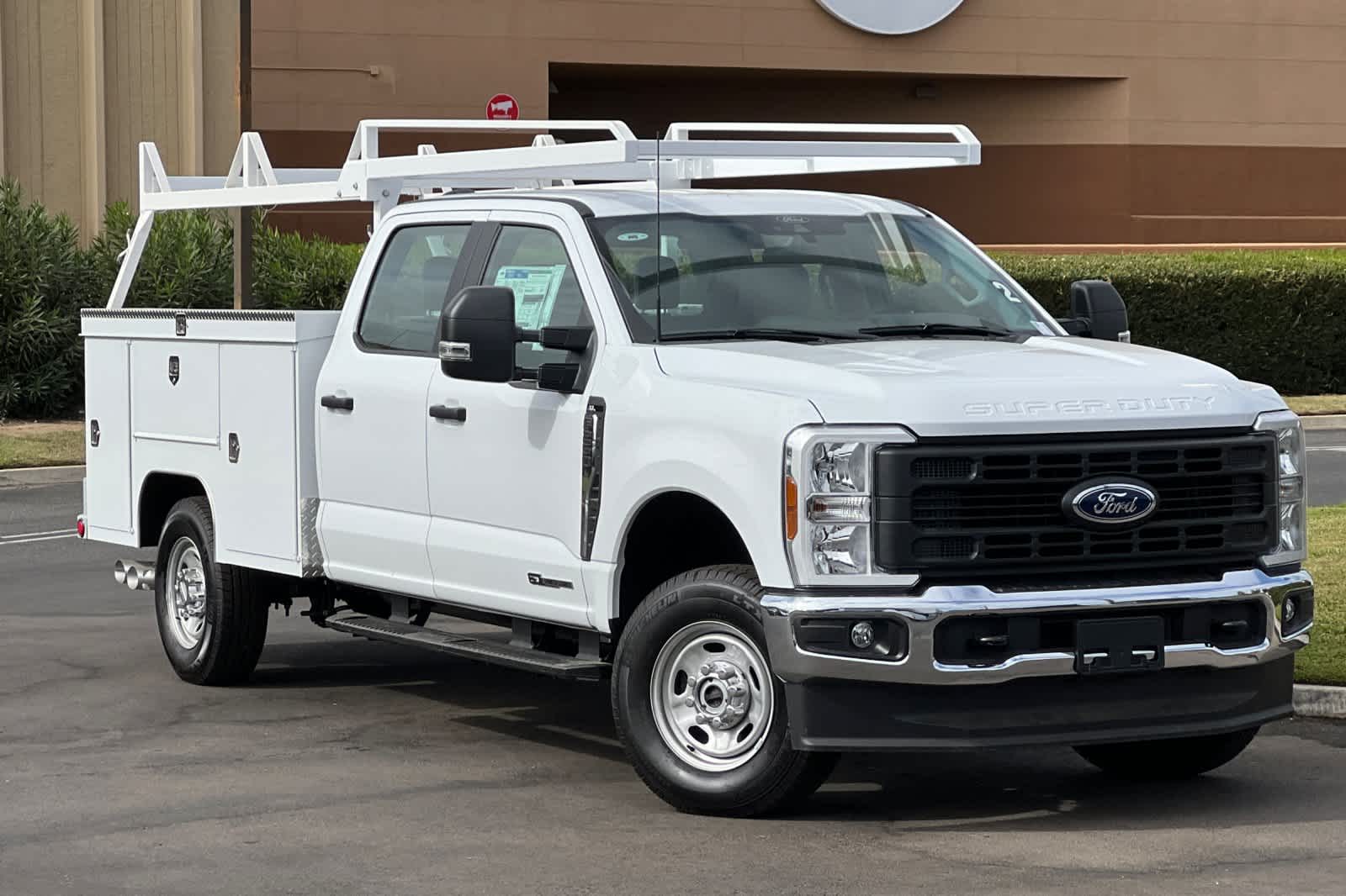 2024 Ford Super Duty F-250 SRW XL 4WD Crew Cab 8 Box 10