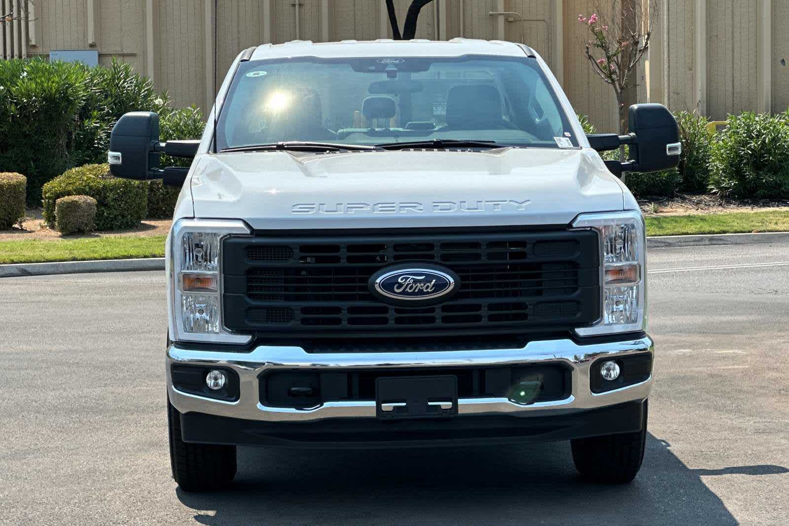 2024 Ford Super Duty F-250 SRW XL 2WD SuperCab 8 Box 11