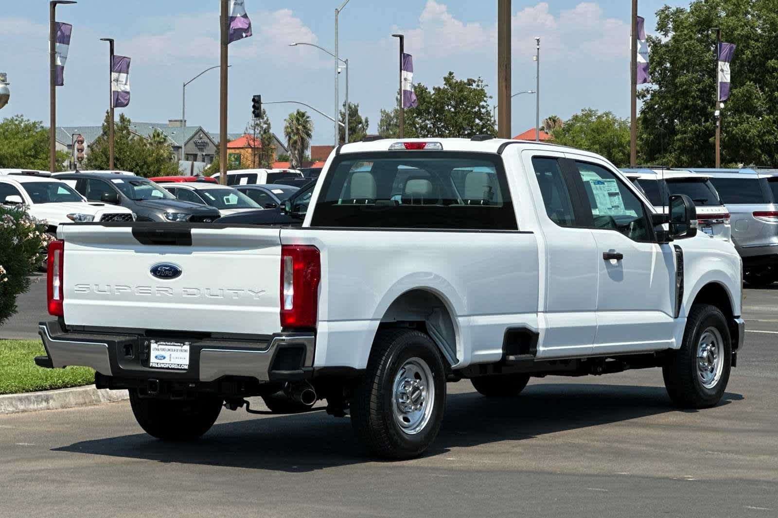 2024 Ford Super Duty F-250 SRW XL 2WD SuperCab 8 Box 2