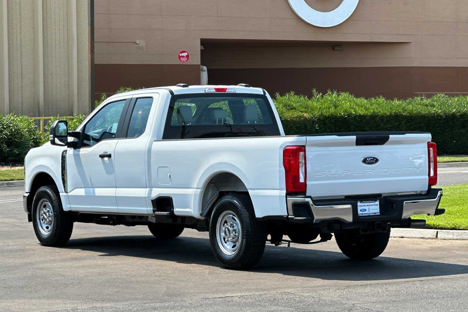 2024 Ford Super Duty F-250 SRW XL 2WD SuperCab 8 Box 6