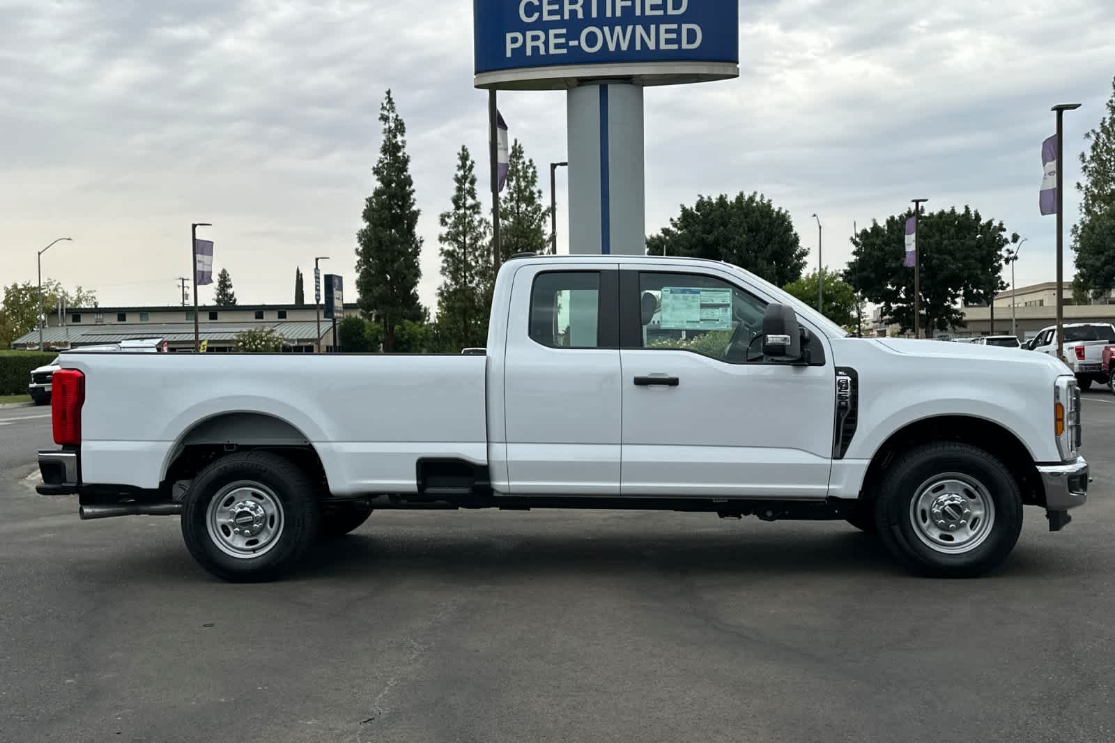 2024 Ford Super Duty F-250 SRW XL 2WD SuperCab 8 Box 8