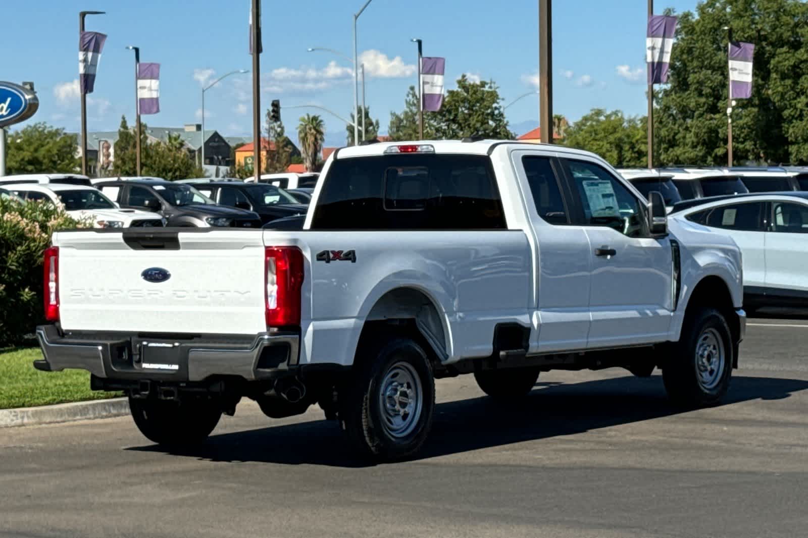 2024 Ford Super Duty F-250 SRW XL 4WD SuperCab 8 Box 2