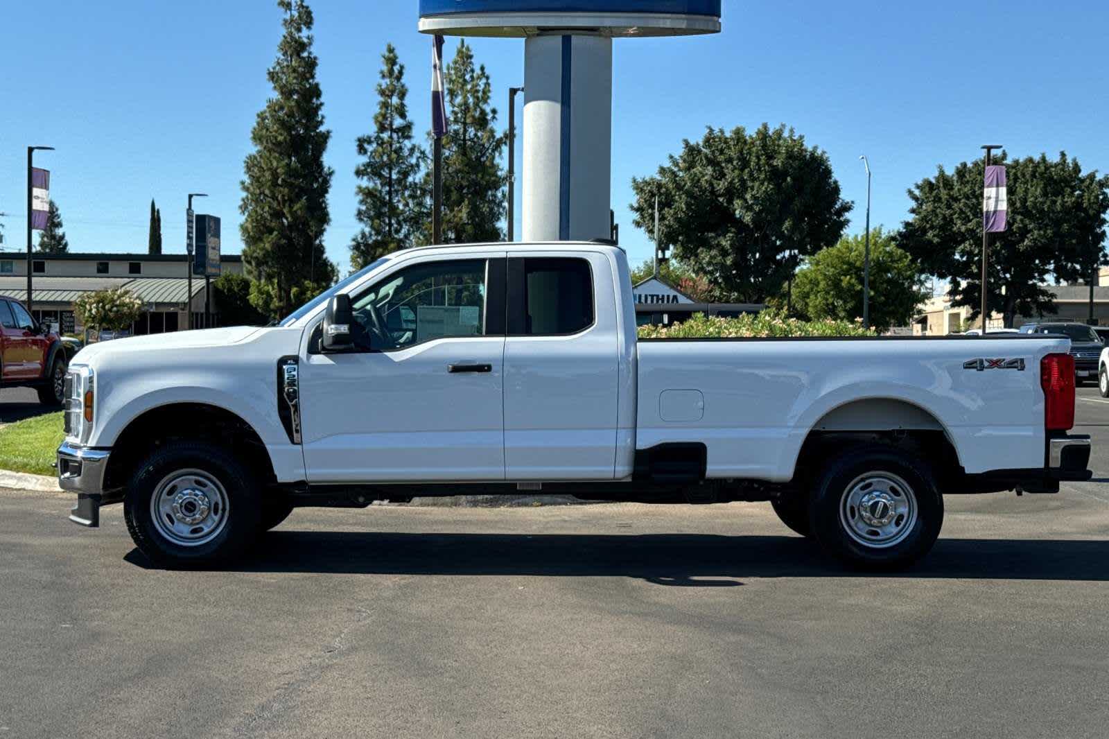 2024 Ford Super Duty F-250 SRW XL 4WD SuperCab 8 Box 5