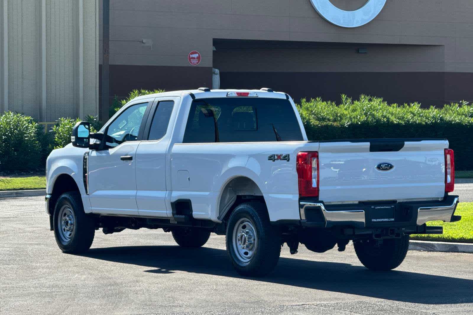 2024 Ford Super Duty F-250 SRW XL 4WD SuperCab 8 Box 6