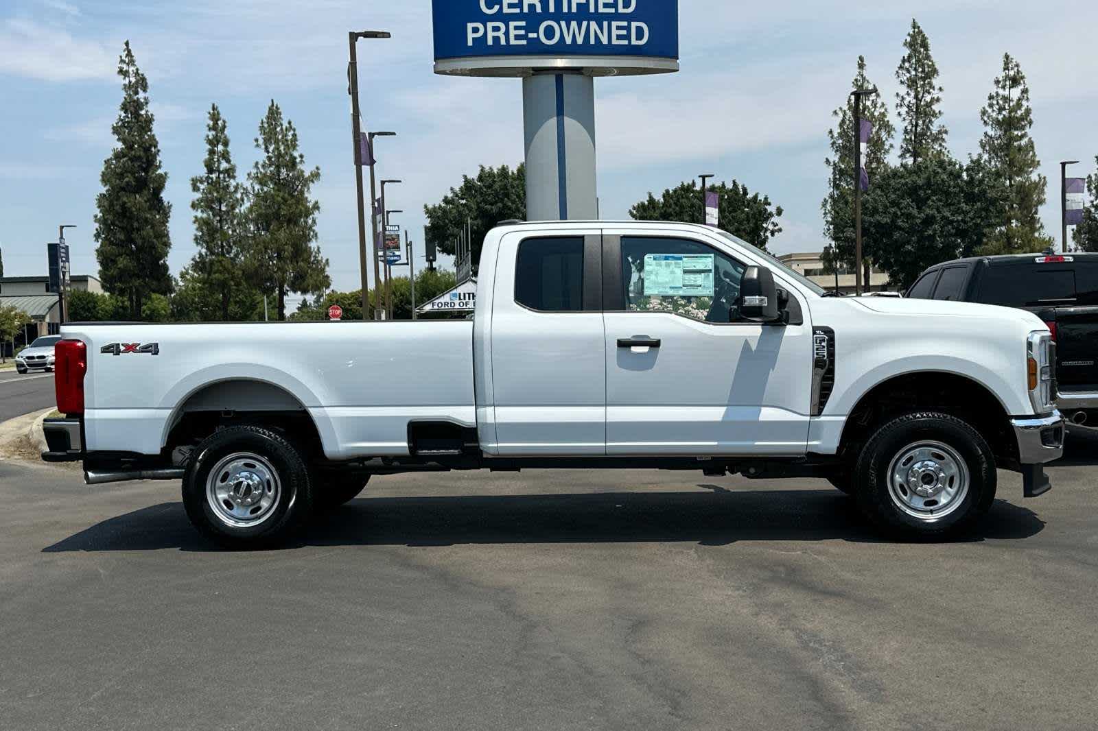 2024 Ford Super Duty F-250 SRW XL 4WD SuperCab 8 Box 8