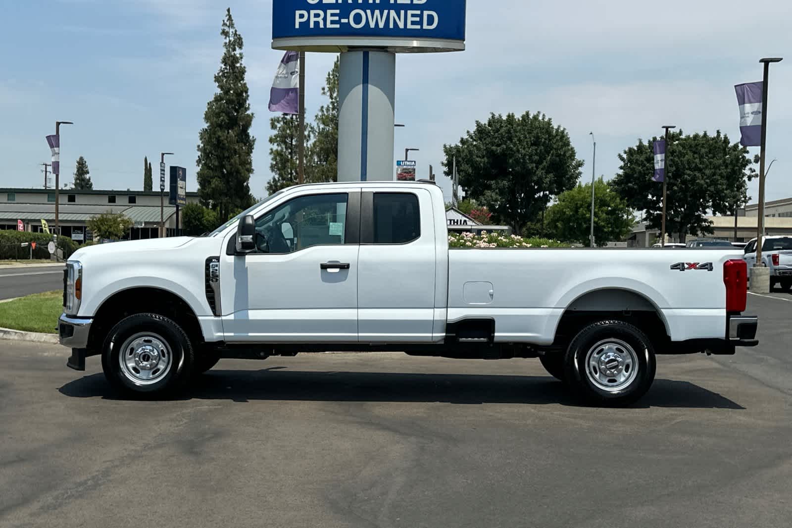 2024 Ford Super Duty F-250 SRW XL 4WD SuperCab 8 Box 5