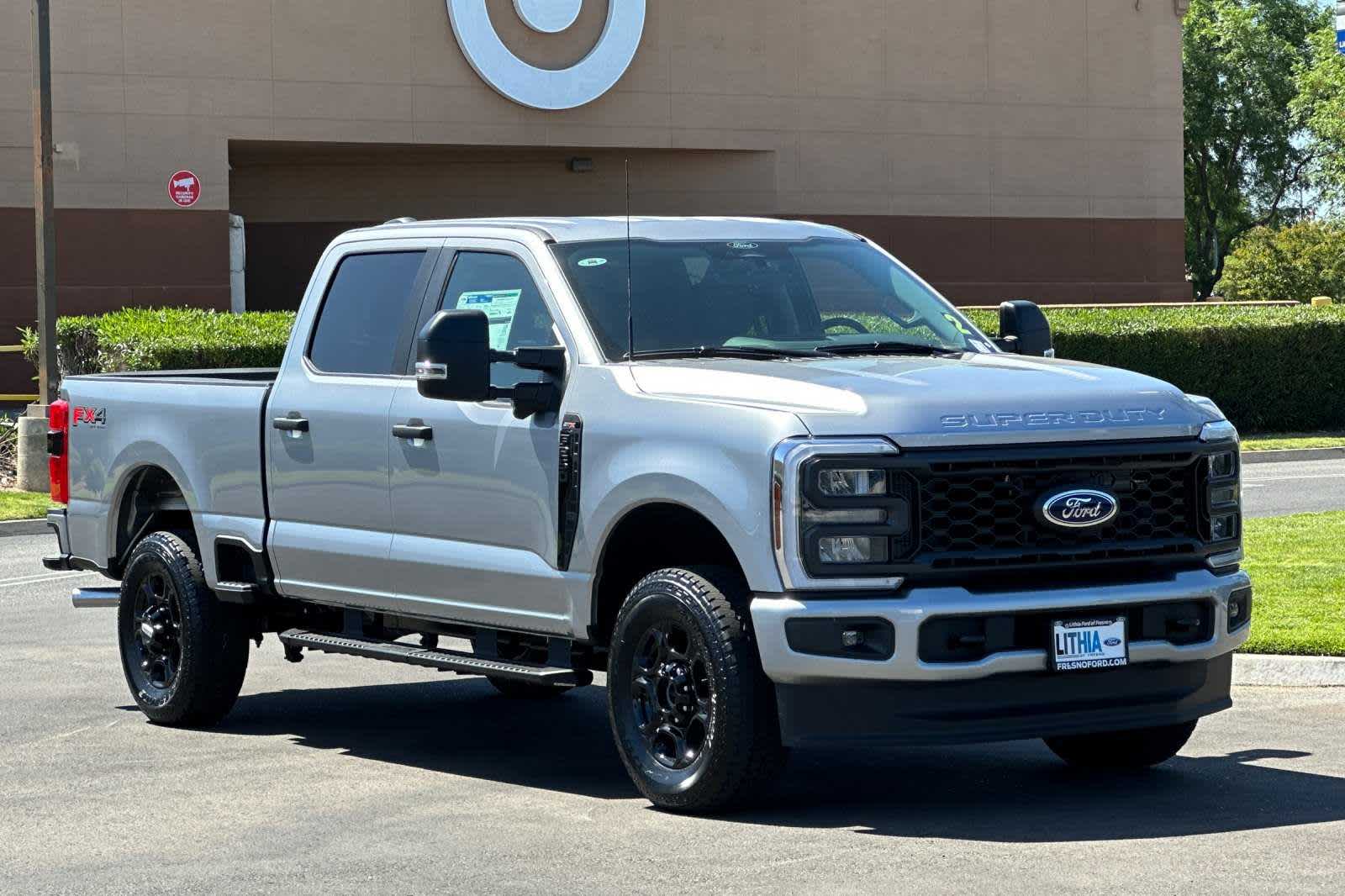 2024 Ford Super Duty F-250 SRW XL 4WD Crew Cab 6.75 Box 10