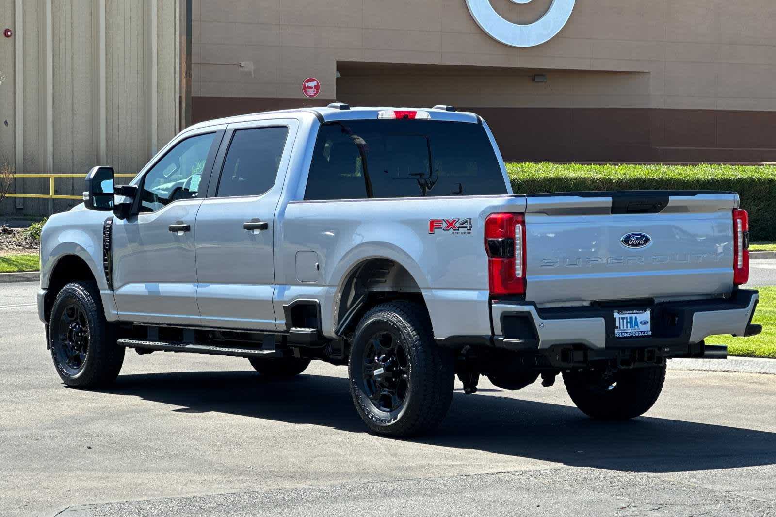 2024 Ford Super Duty F-250 SRW XL 4WD Crew Cab 6.75 Box 6