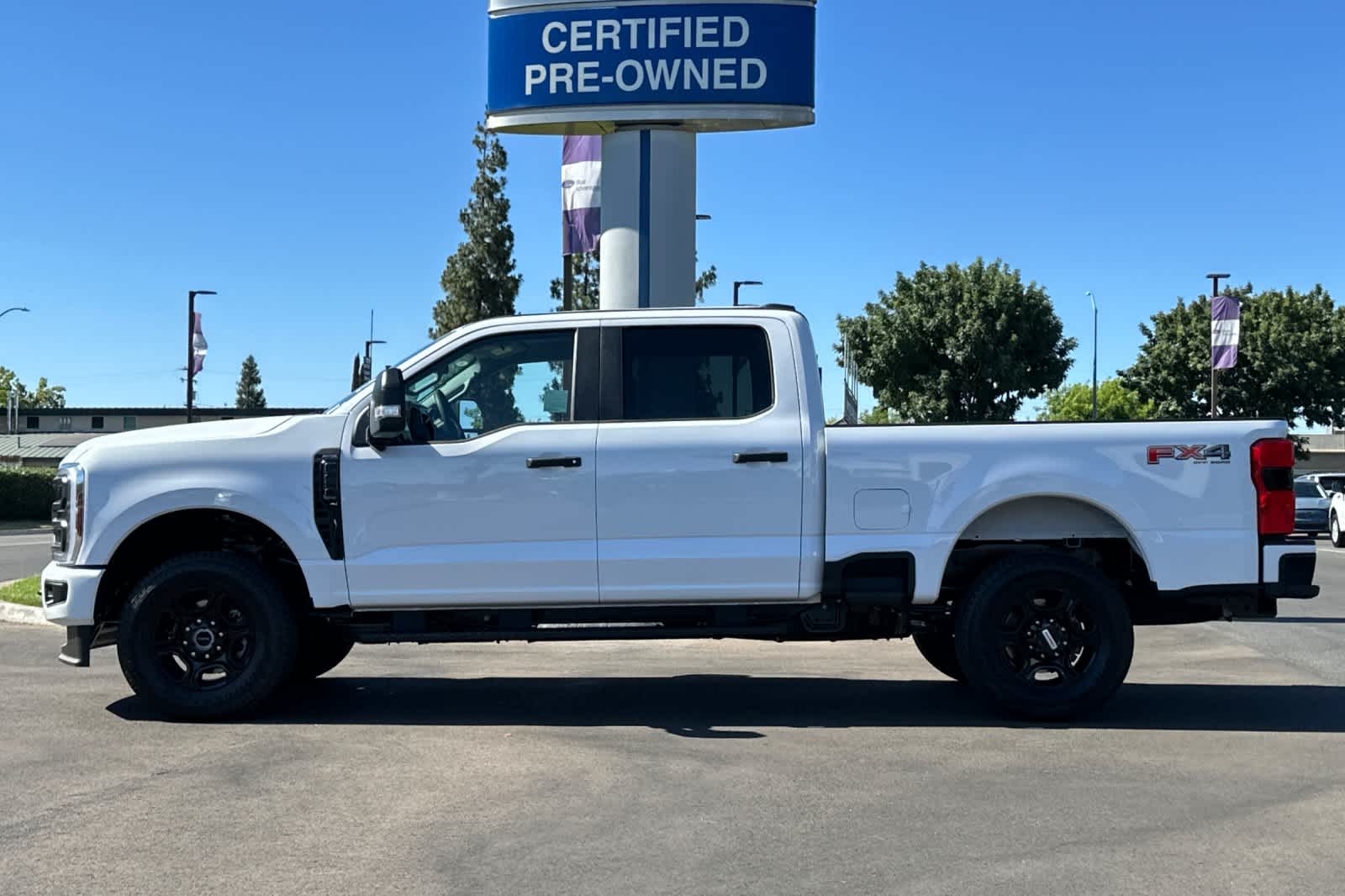 2024 Ford Super Duty F-250 SRW XL 4WD Crew Cab 6.75 Box 5