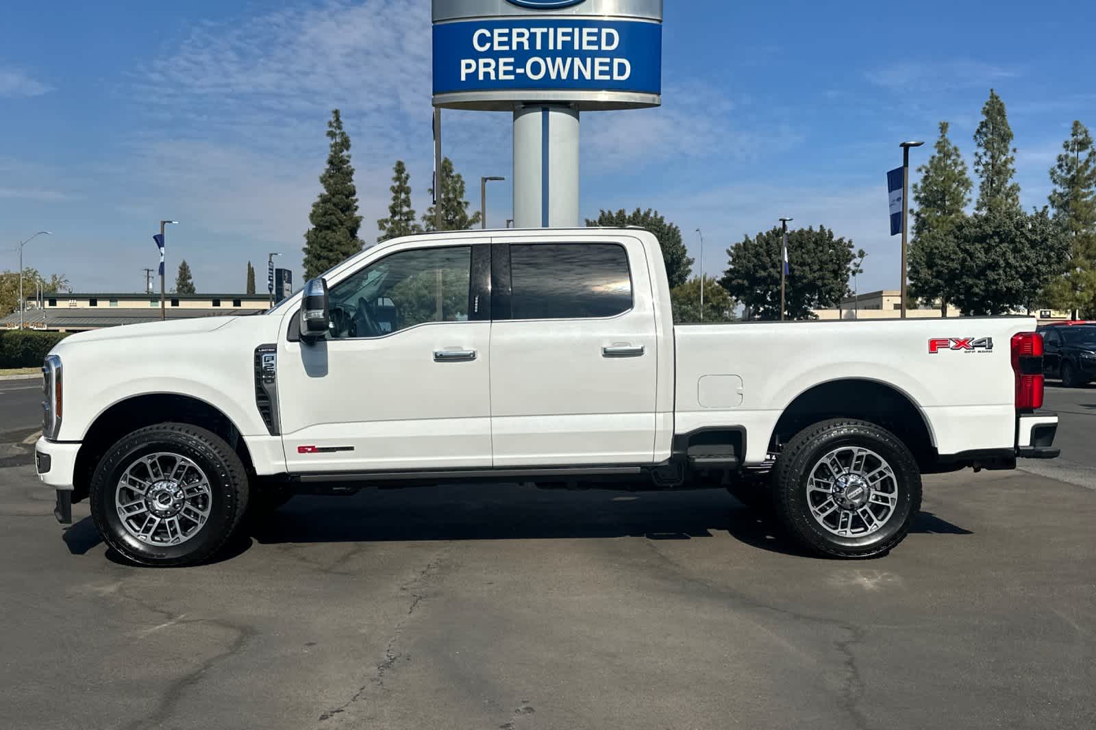 2024 Ford Super Duty F-250 SRW Limited 4WD Crew Cab 6.75 Box 5