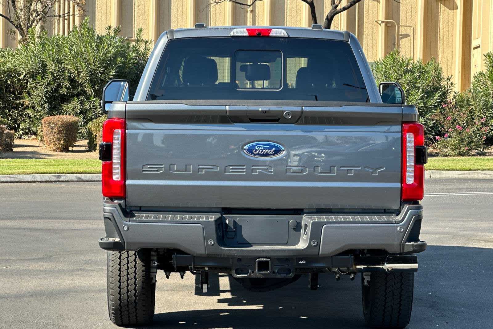 2024 Ford Super Duty F-250 SRW LARIAT 4WD Crew Cab 6.75 Box 7