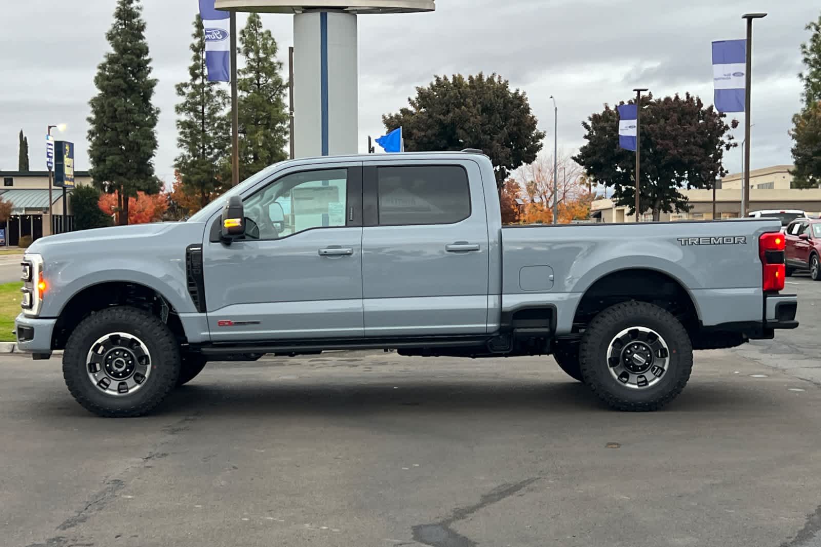 2024 Ford Super Duty F-250 SRW LARIAT 4WD Crew Cab 6.75 Box 5