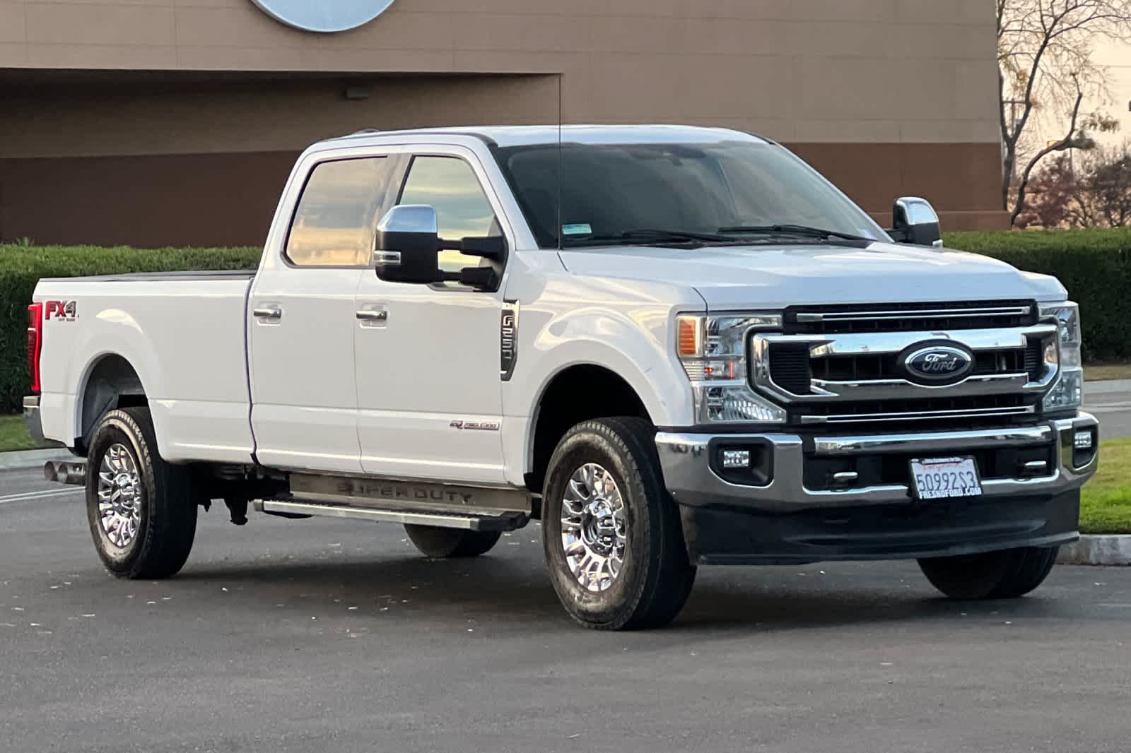 2022 Ford Super Duty F-250 SRW XLT 4WD Crew Cab 8 Box 9