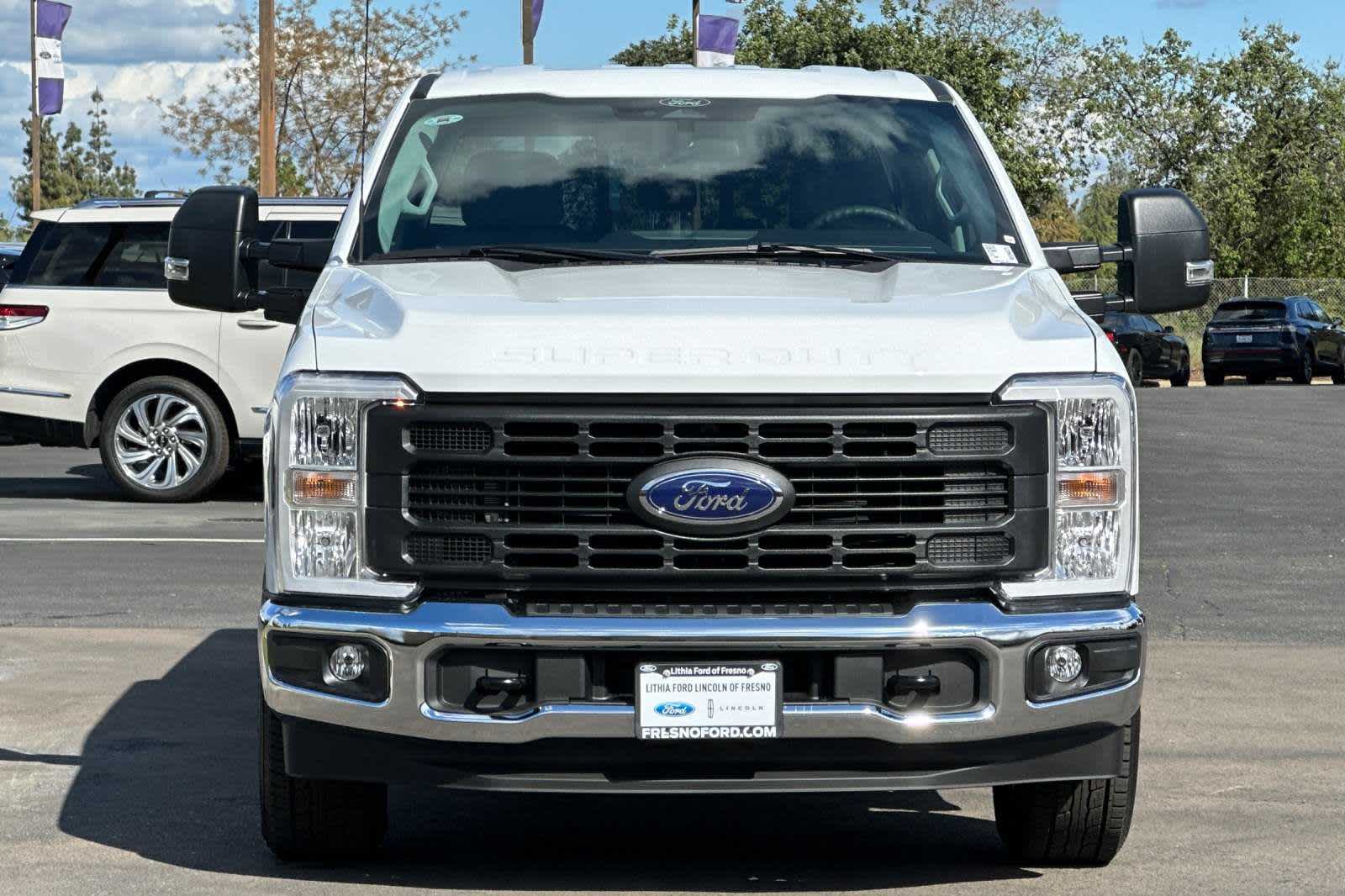 2024 Ford Super Duty F-350 SRW XL 2WD Crew Cab 8 Box 11