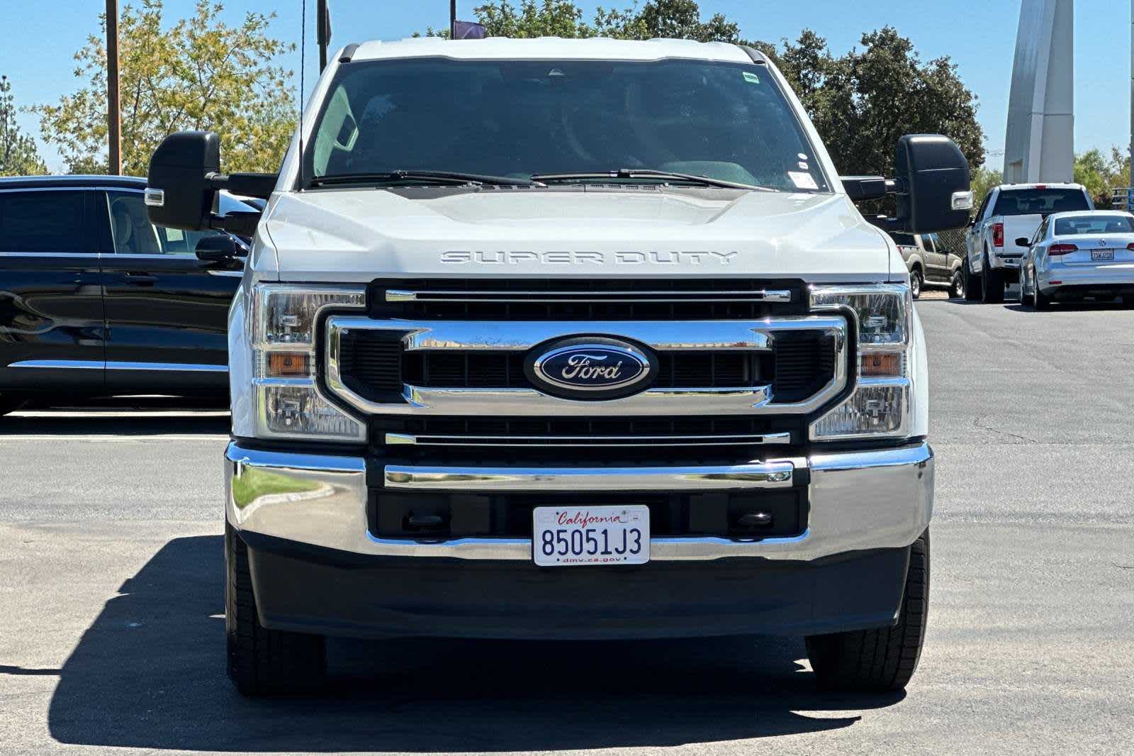 2022 Ford Super Duty F-350 SRW XL 4WD Crew Cab 6.75 Box 10