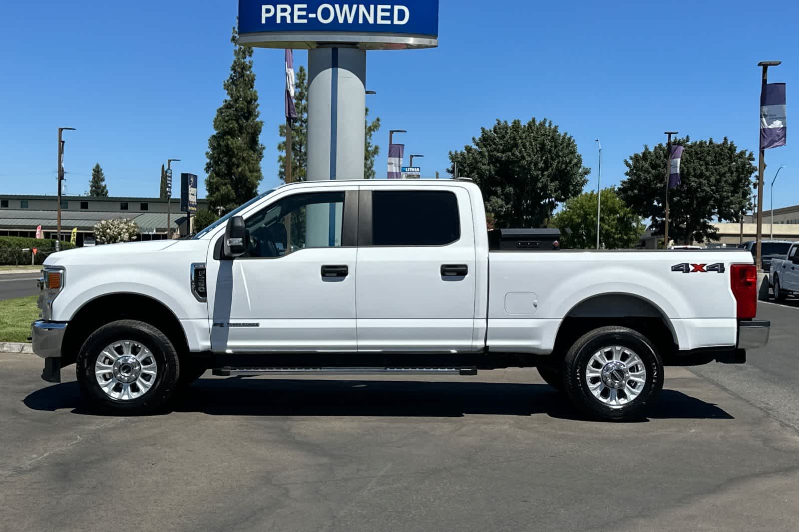 2022 Ford Super Duty F-350 SRW XL 4WD Crew Cab 6.75 Box 5