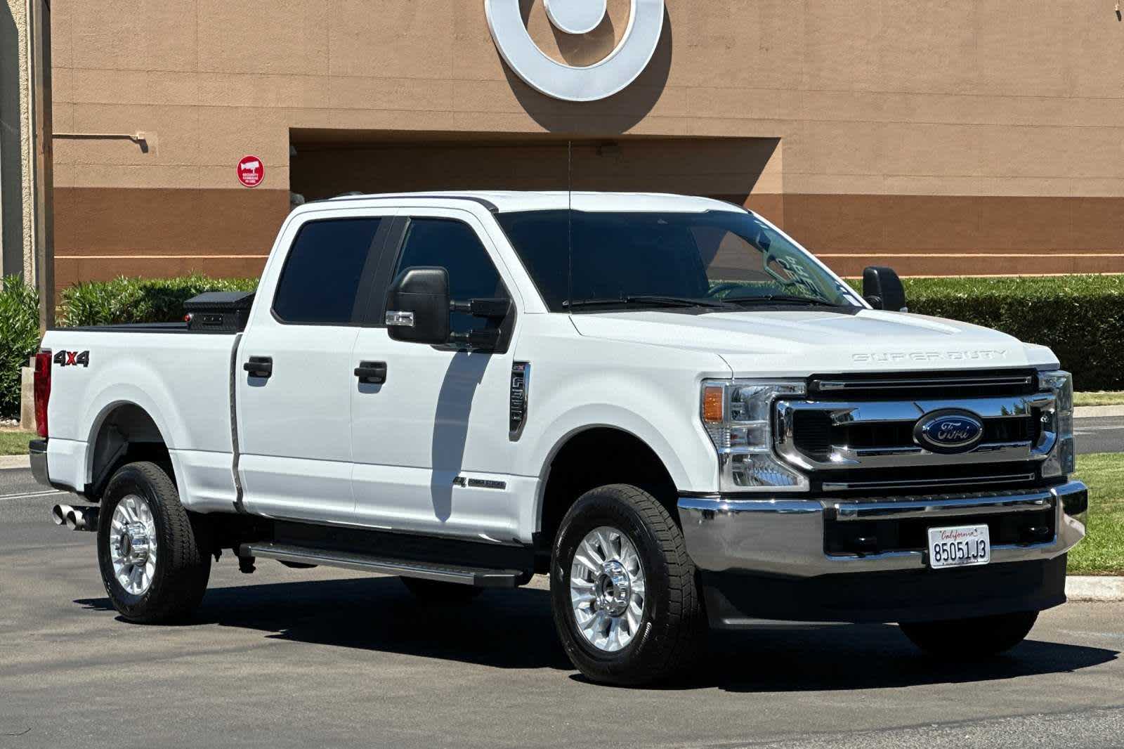 2022 Ford Super Duty F-350 SRW XL 4WD Crew Cab 6.75 Box 9