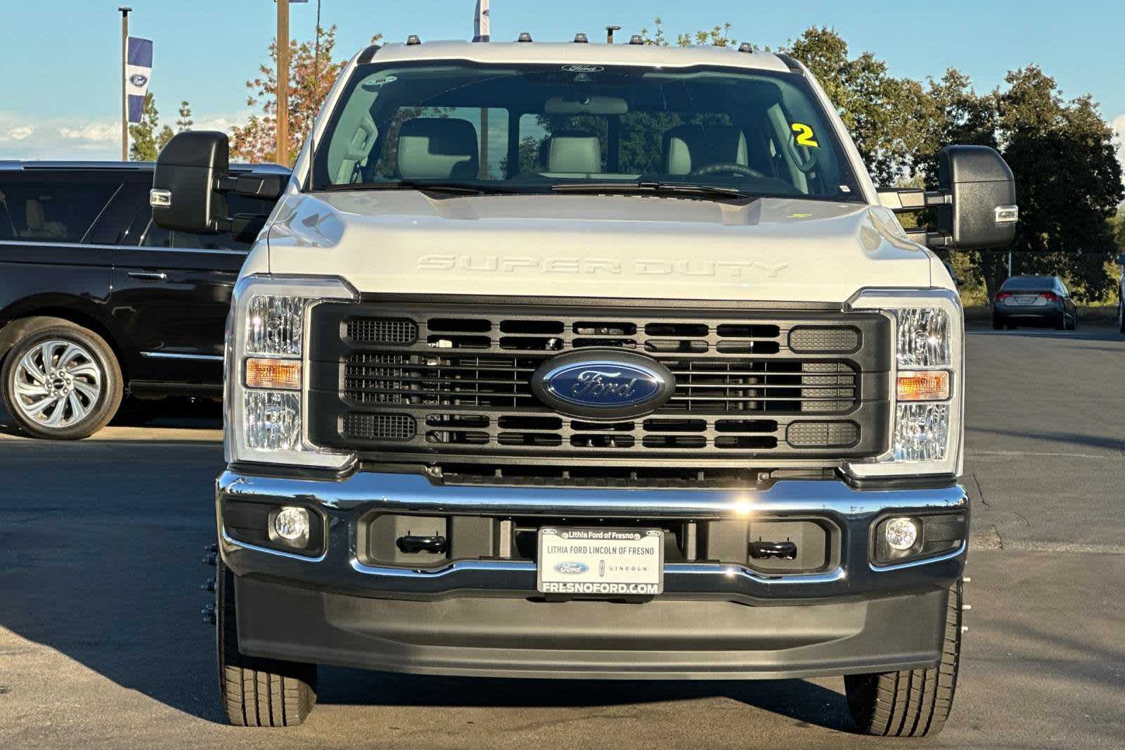 2024 Ford Super Duty F-350 DRW XL 4WD Crew Cab 8 Box 11