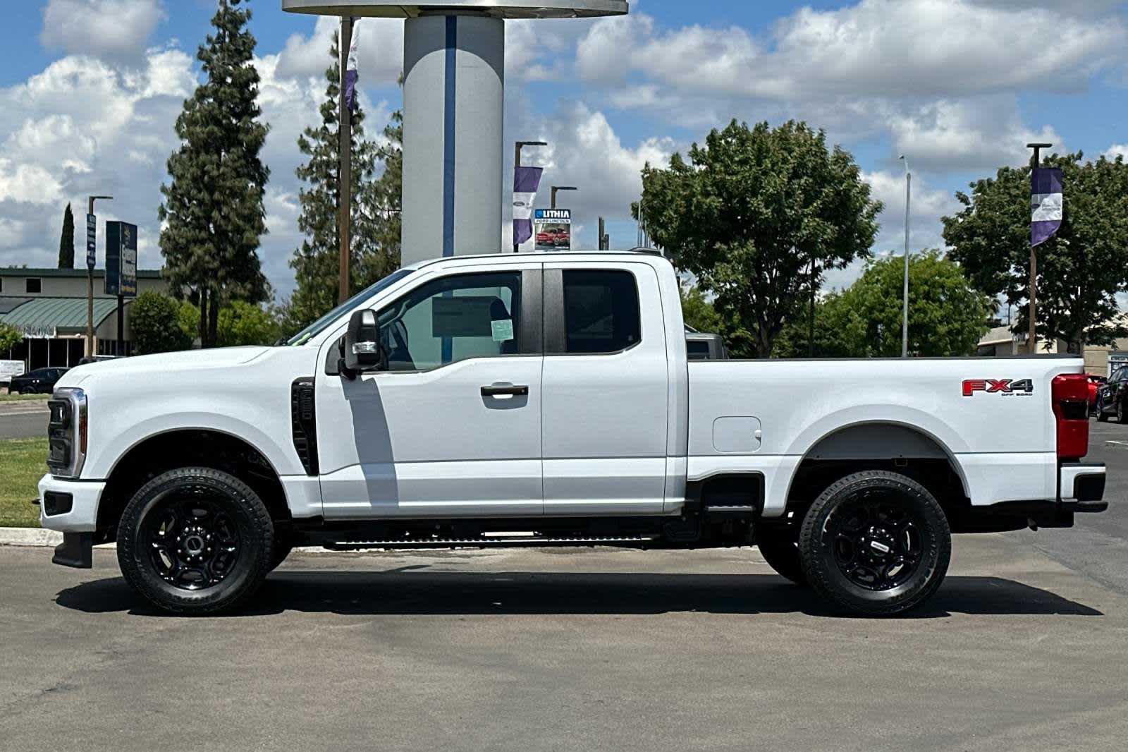 2024 Ford Super Duty F-250 SRW XL 4WD SuperCab 6.75 Box 5