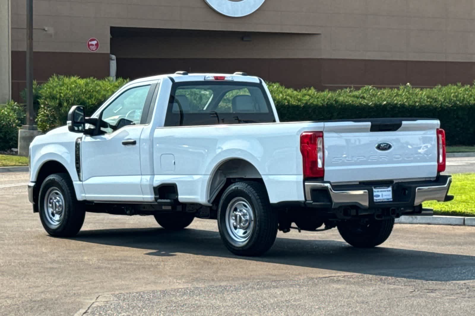 2024 Ford Super Duty F-250 SRW XL 2WD Reg Cab 8 Box 4