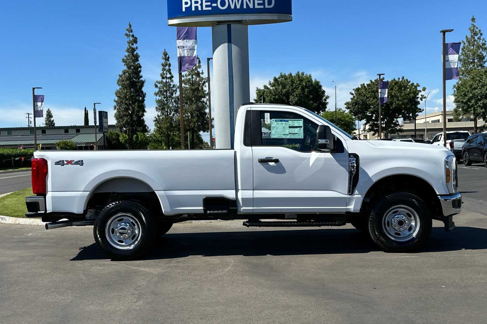 2024 Ford Super Duty F-250 SRW XL 4WD Reg Cab 8 Box 6