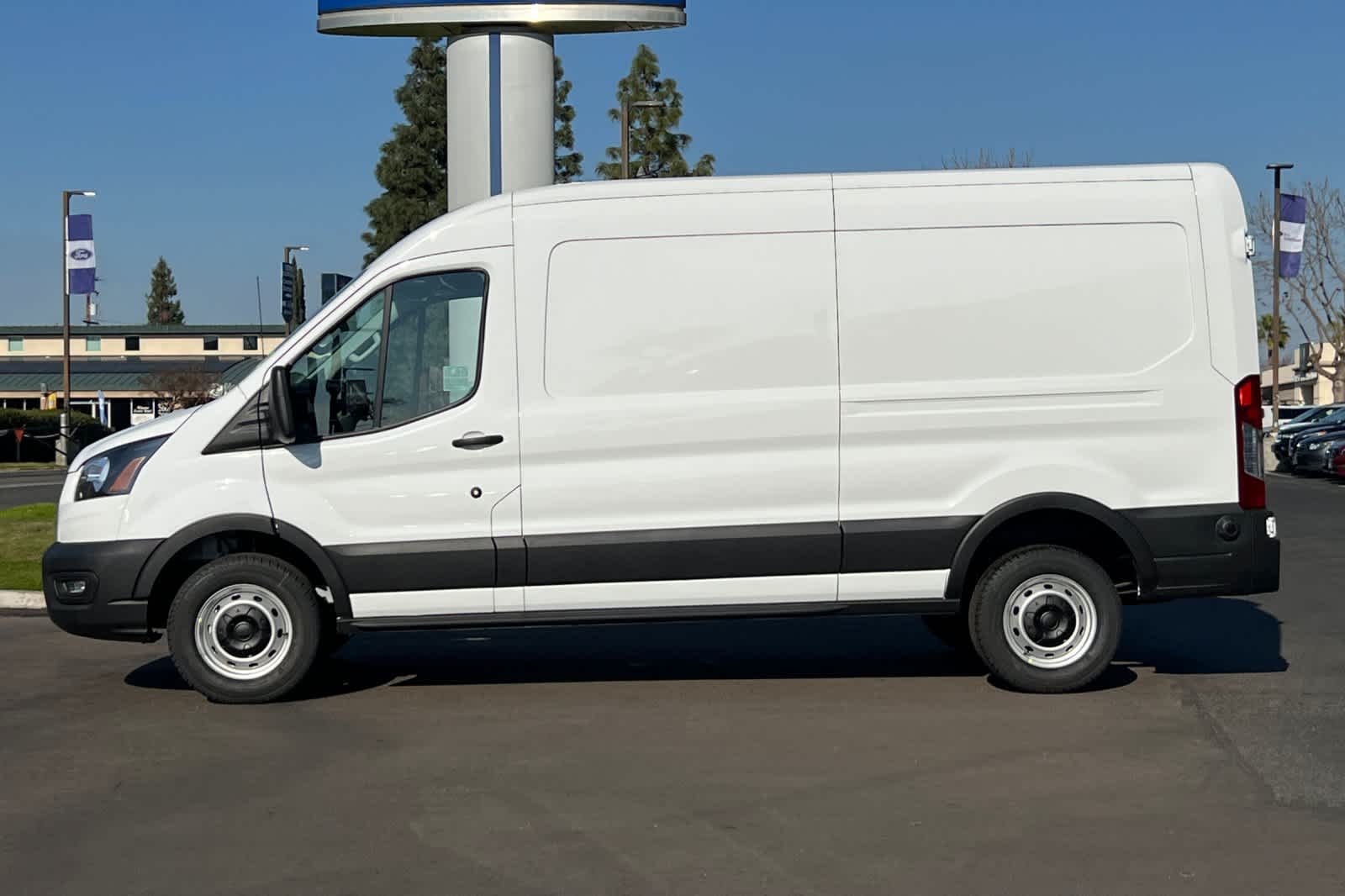 2024 Ford Transit BASE 5